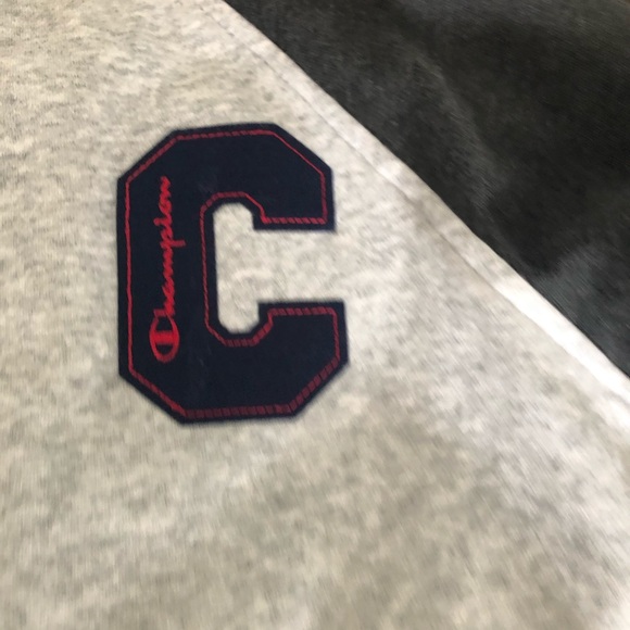 Champion vintage look sweater! **NEW** - Picture 3 of 5
